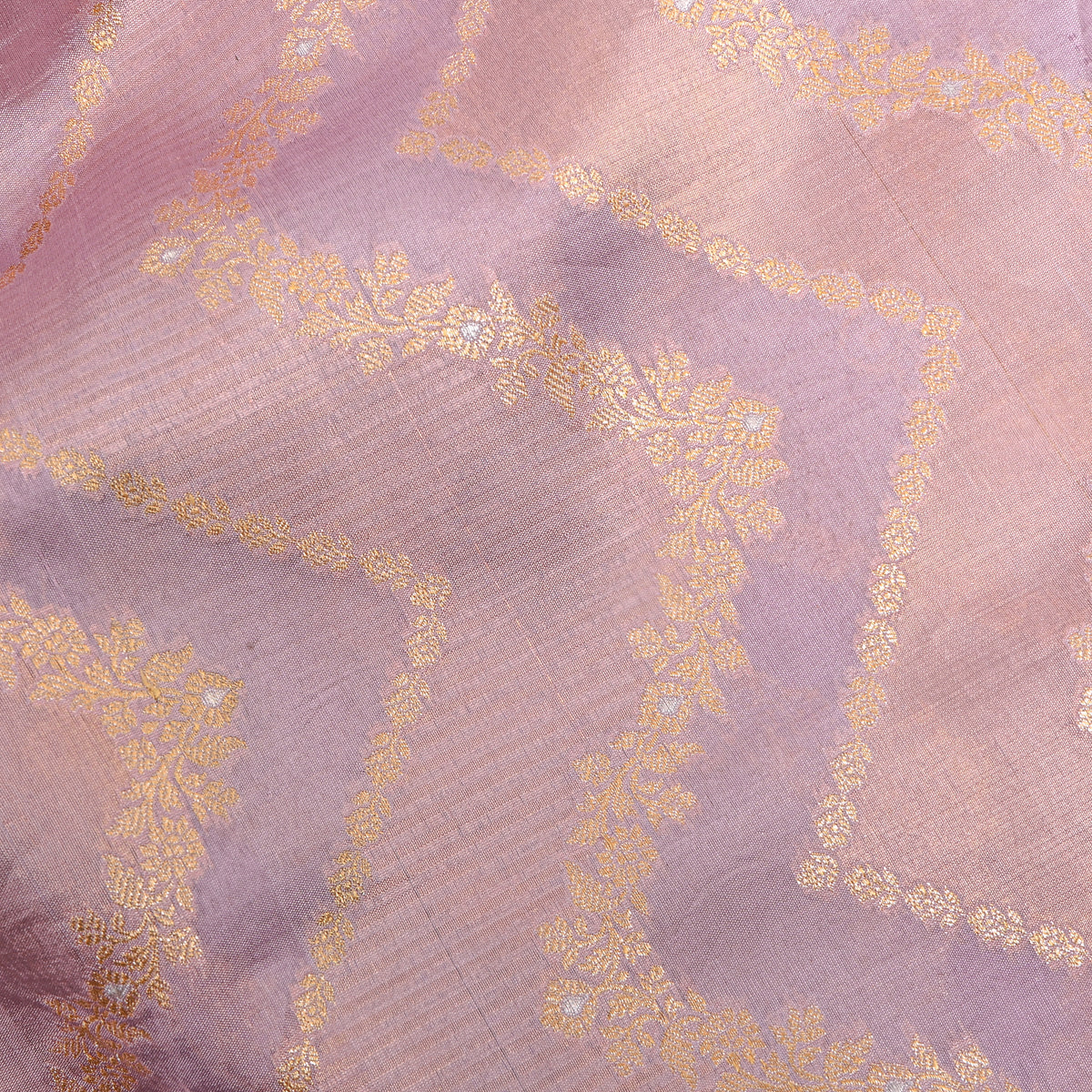 Pastel Lavender Gold Zari Zig-Zag Wave Jamawar Silk Fabric