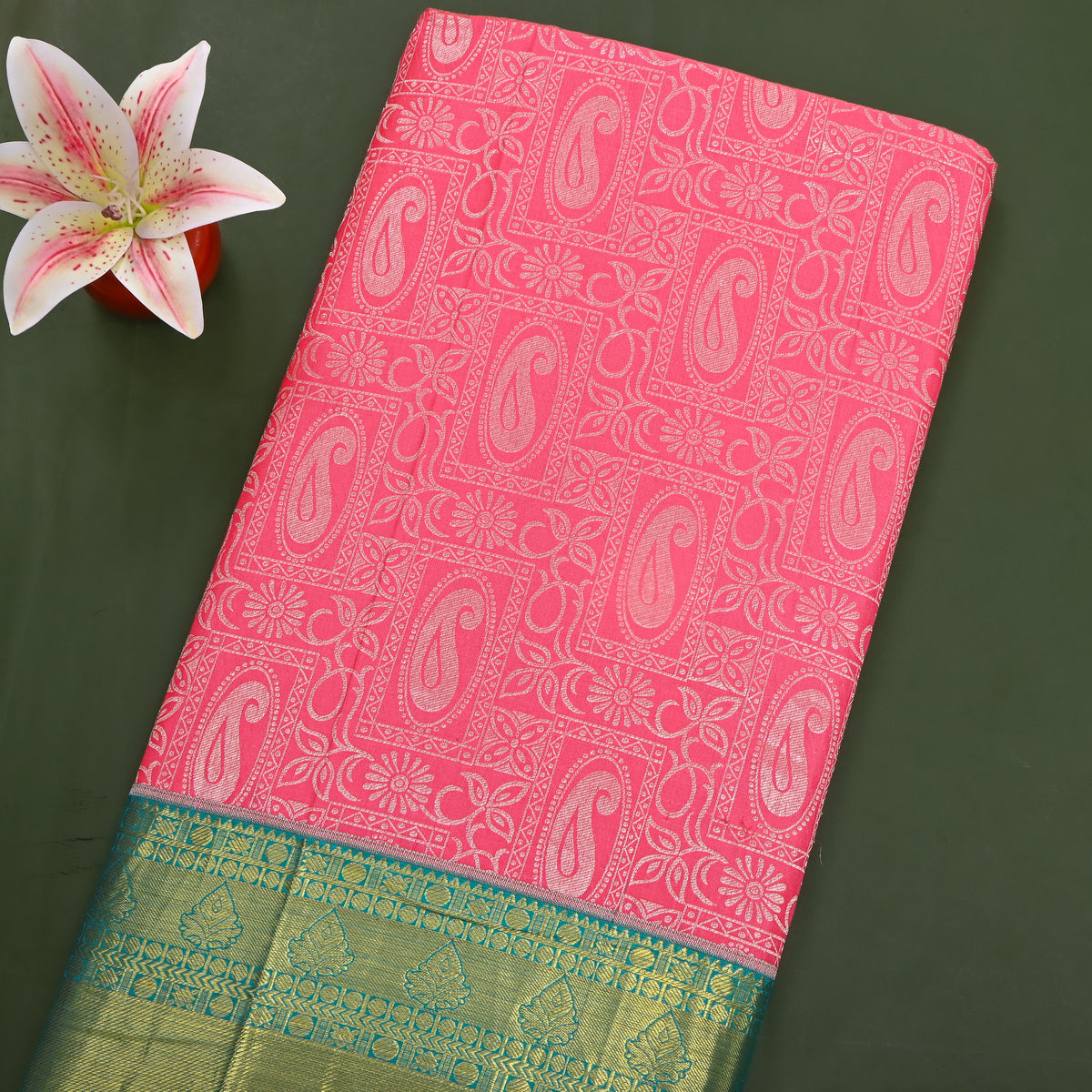 Watermelon Dual Tone Zari Paisley Green Border Kanjivaram Silk Fabric