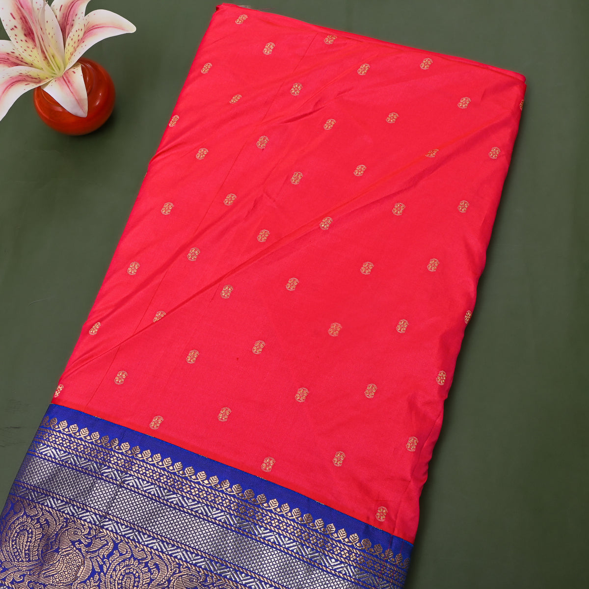Strawberry Dual Tone Zari Butti Blue Border Jamawar Silk Fabric