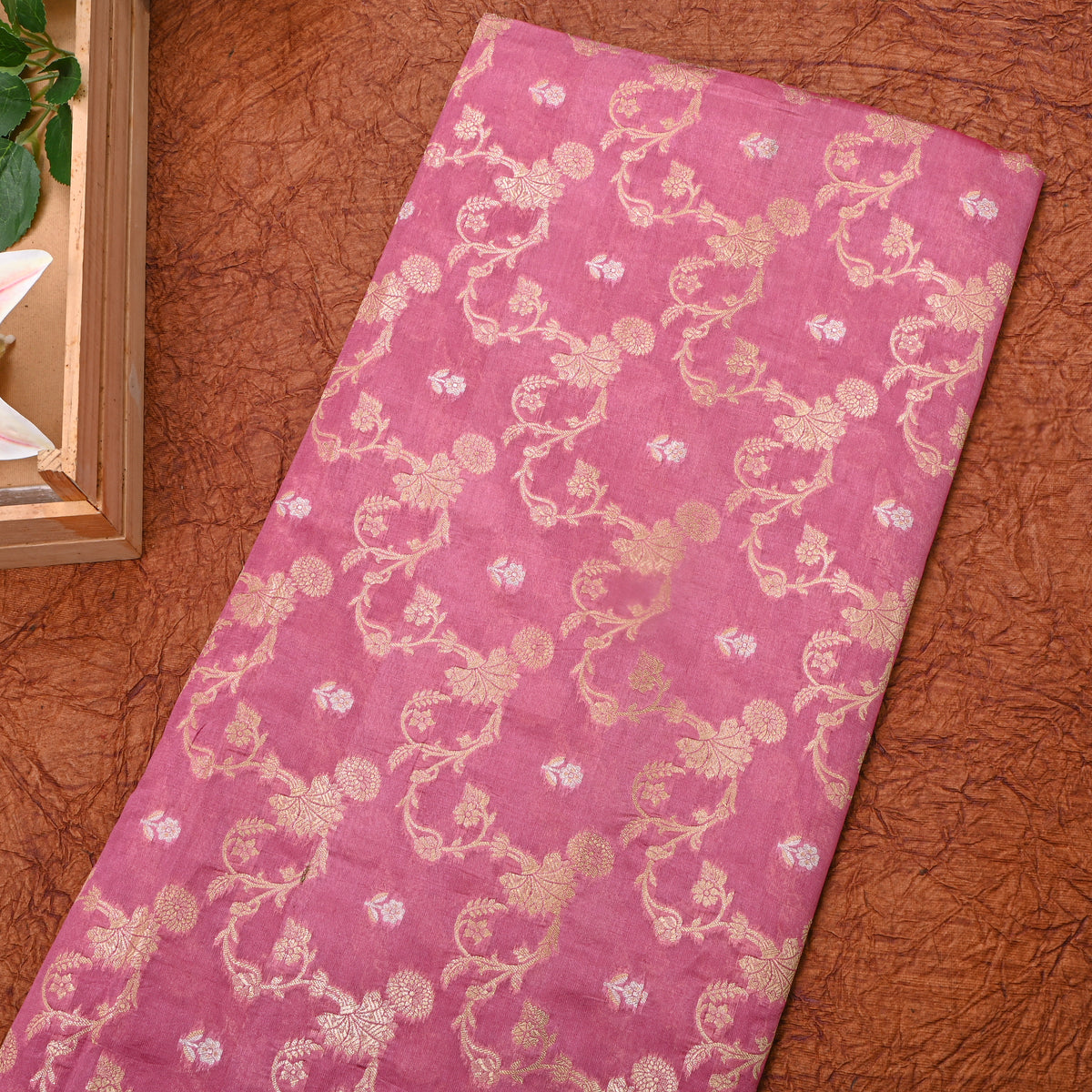 Baby Pink Dual Tone Floral Jaal Jamawar Silk Fabric