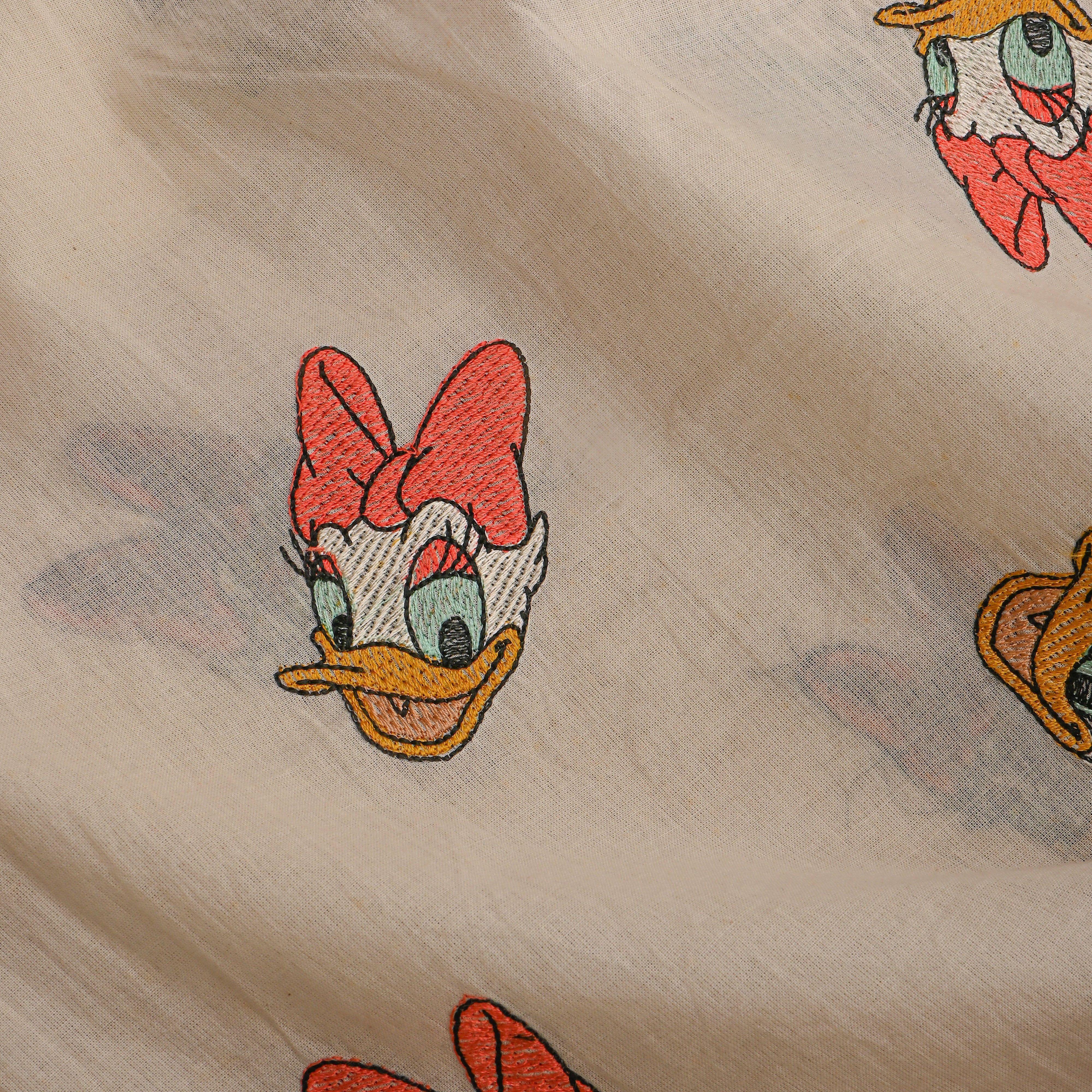 Cream Novelty Daisy Duck Thread Work Cotton
