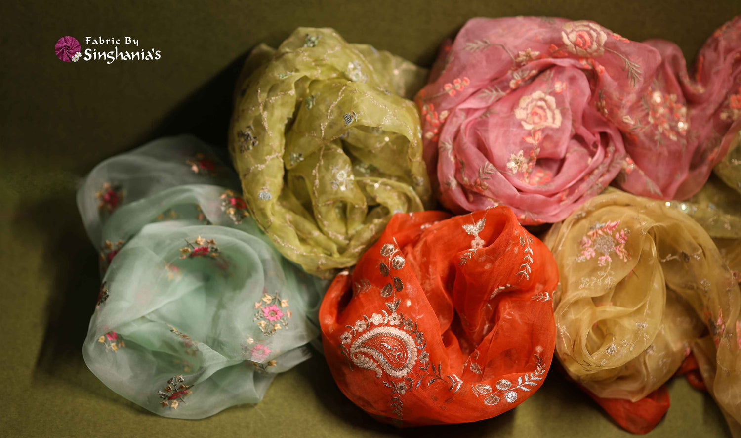 A World of Fabrics at Your Fingertips: Discover the Online Fabric Paradis