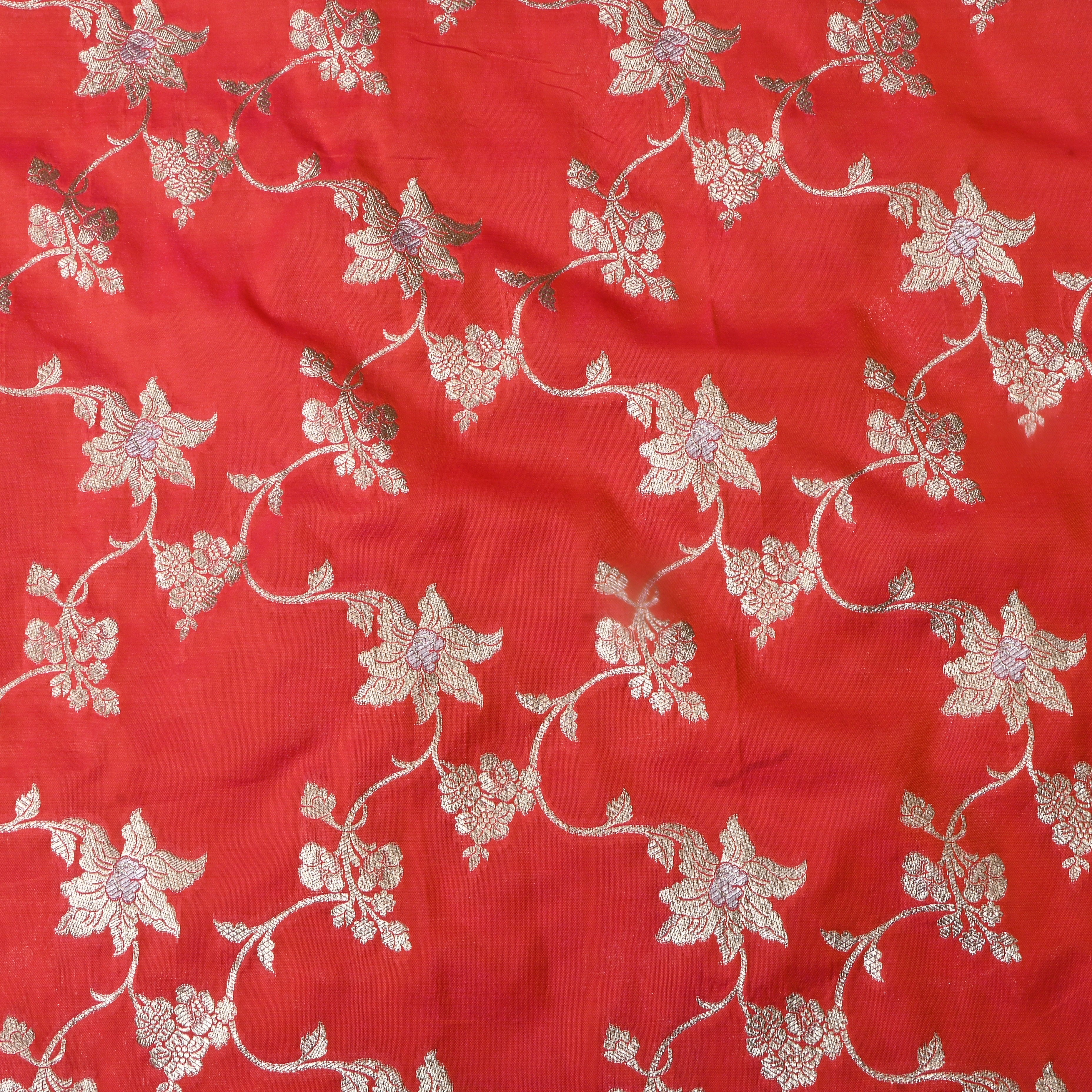 Dark Reddish Pink Floral Jamawar Silk Fabric