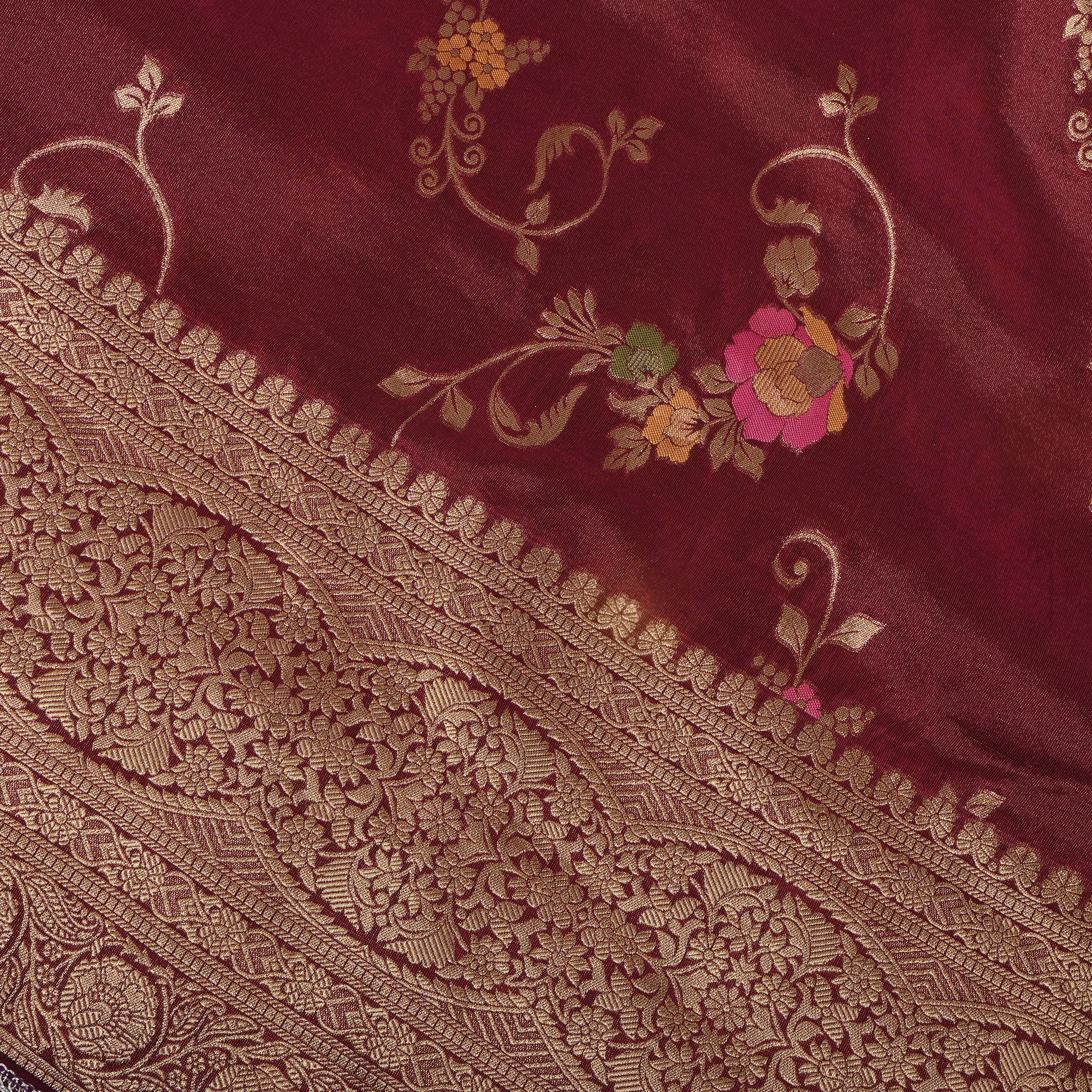 Deep Maroon Floral Vine Jamawar Tissue