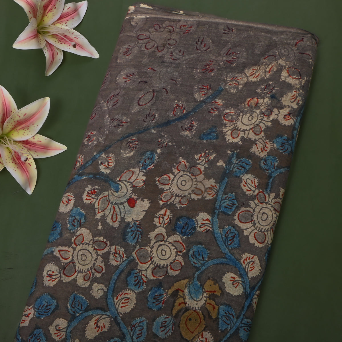 Ash Grey Floral Vine Kalamkari Handloom Cotton Fabric