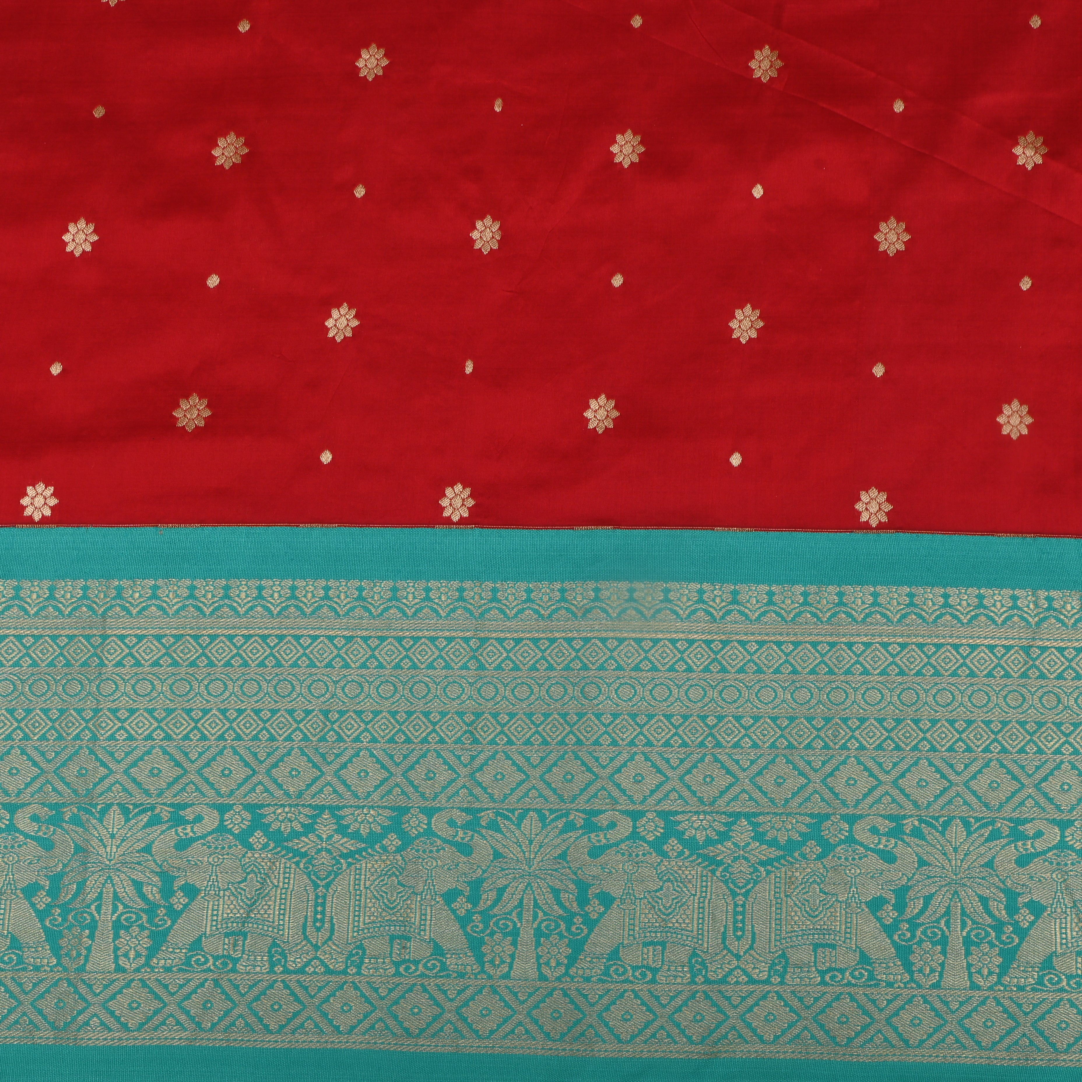 Red Silk Fabric With Kanchi Border
