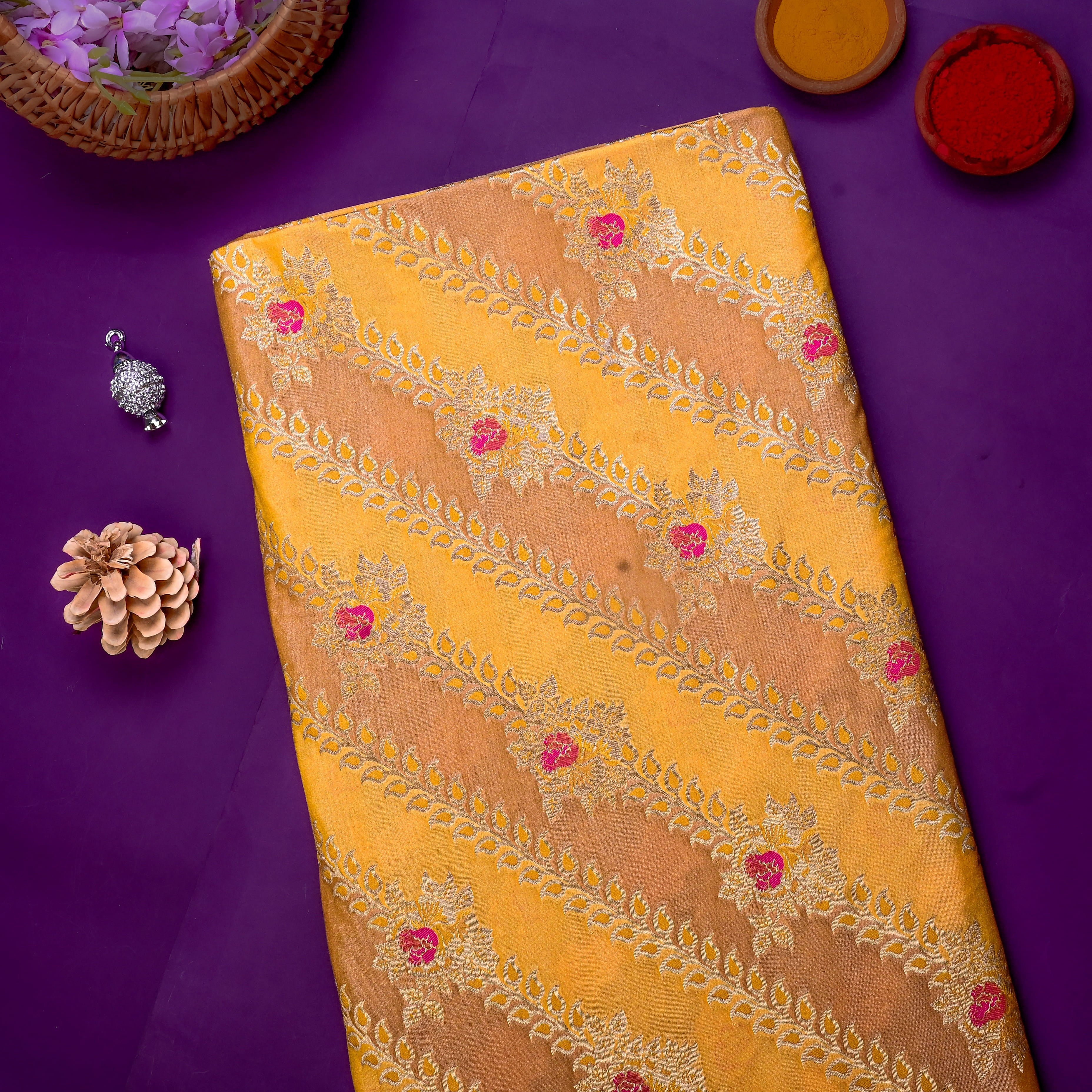 Dual Colour Banarasi Fabric With Leheriya Pattern