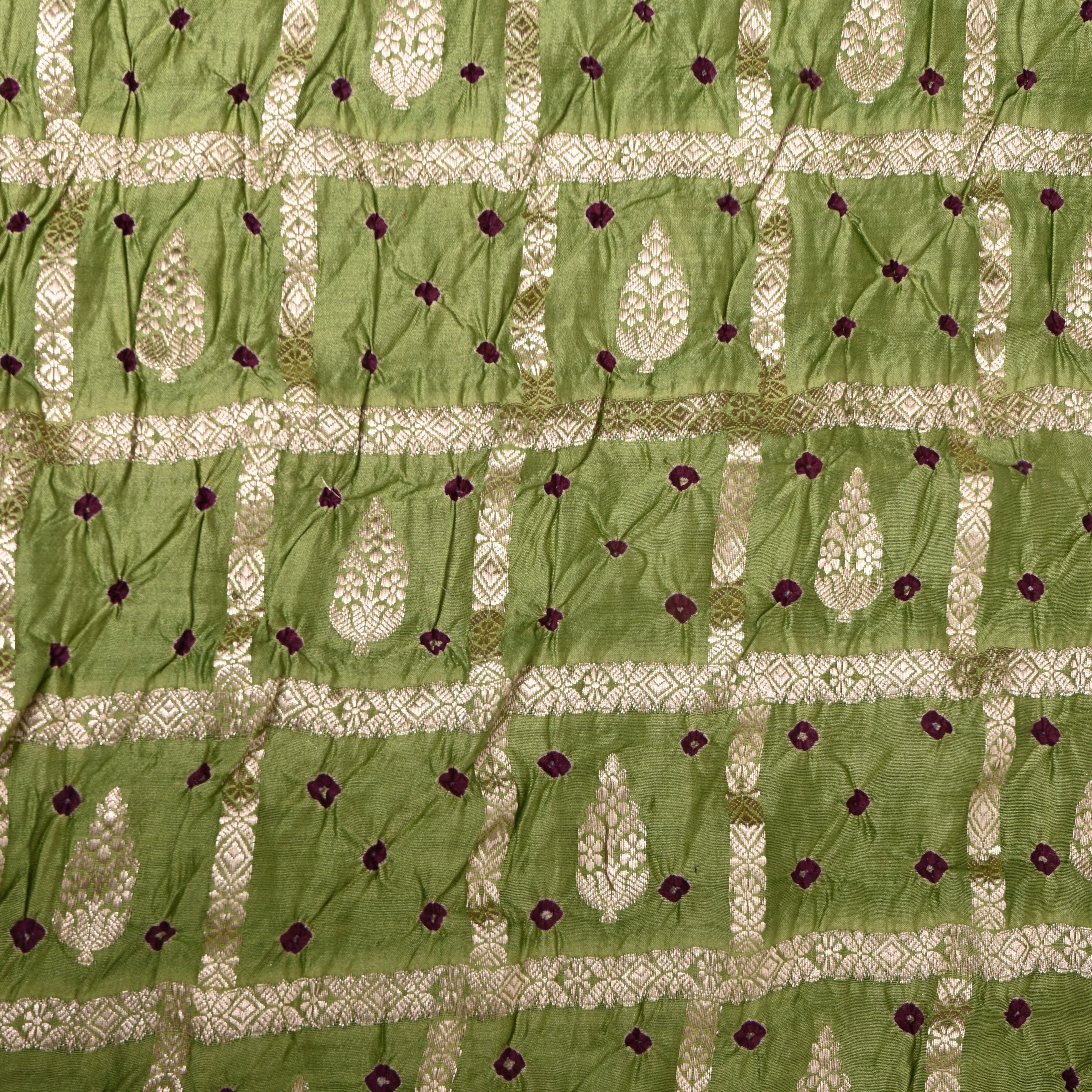 Maroon Booti Handloom Bandhani