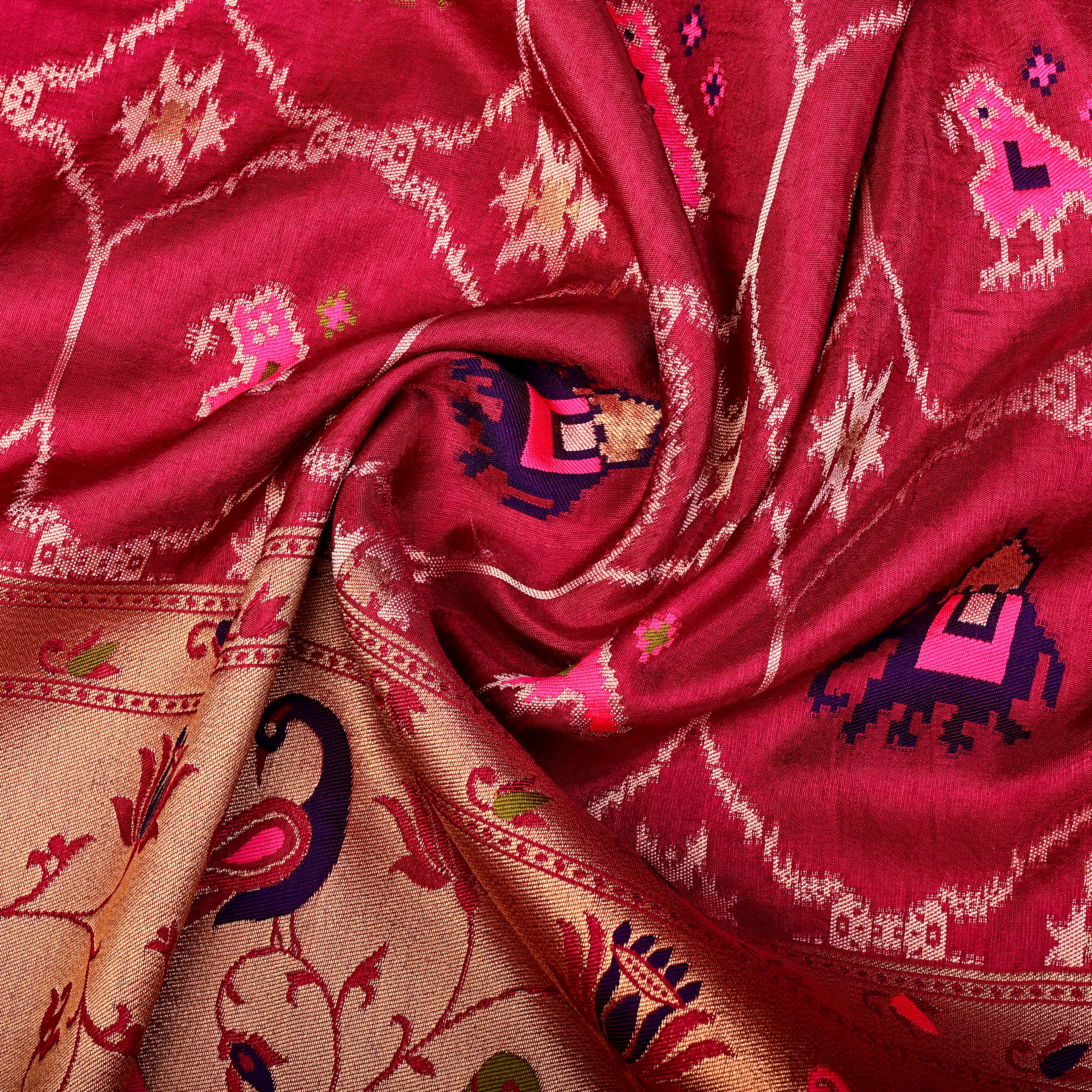 Amaranth Pink Banarasi Fabric With Paithani Border