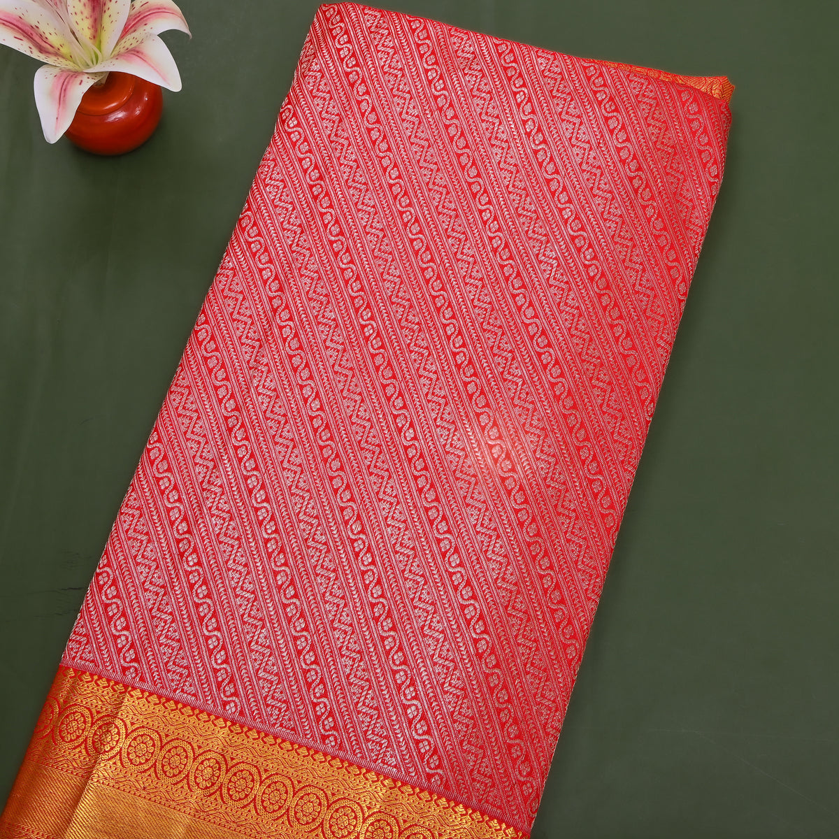 Garnet Dual Tone Zari Striped Self Border Kanjivaram Silk Fabric