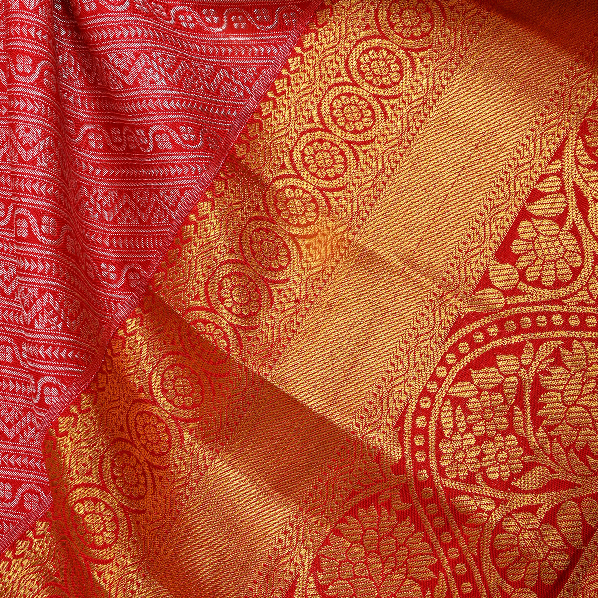 Garnet Dual Tone Zari Striped Self Border Kanjivaram Silk Fabric