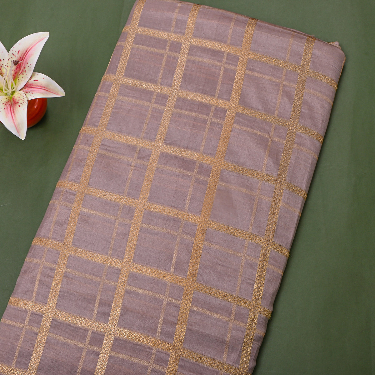 Dusty Mauve Gold Zari Check Jamawar Silk Fabric