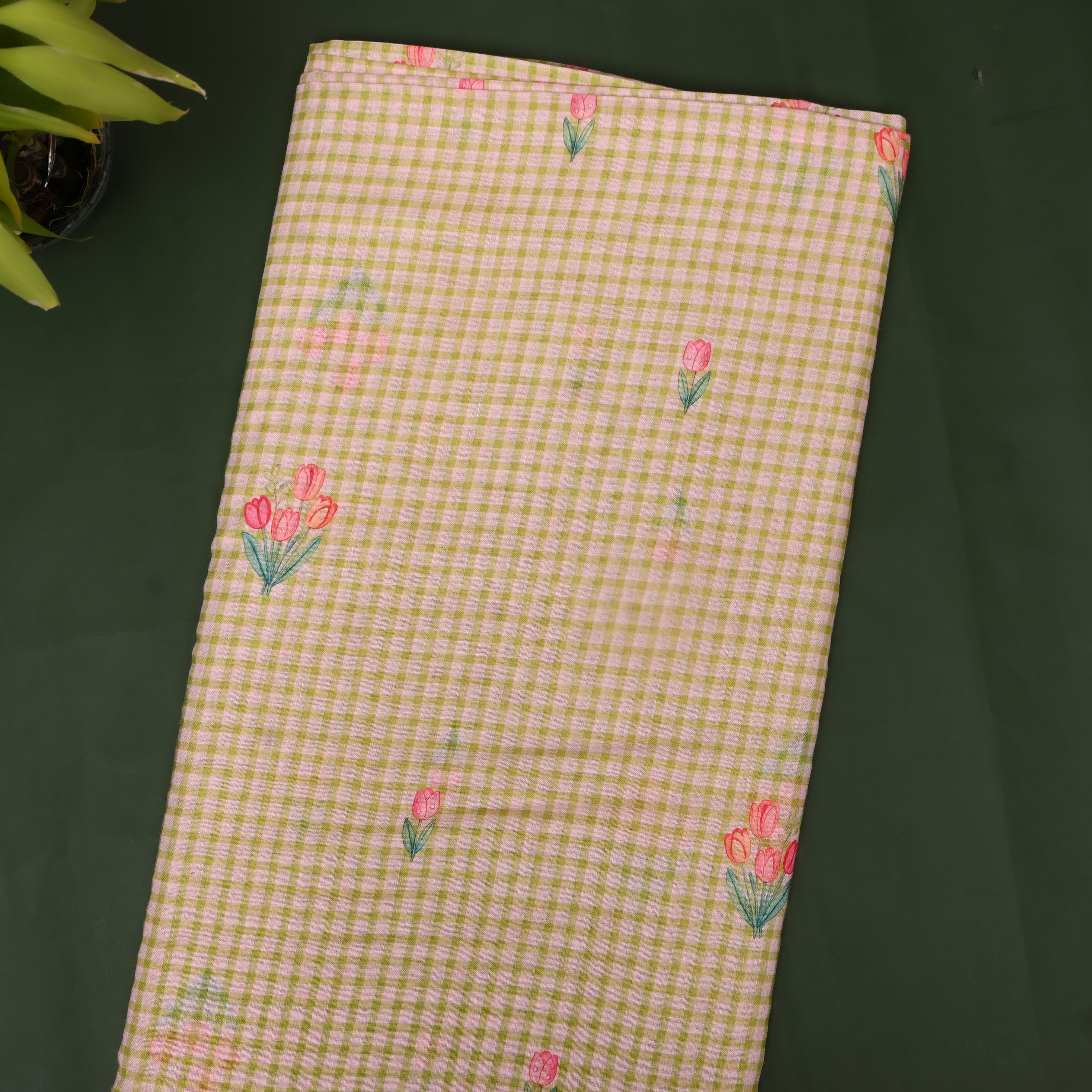 Green Gingham Linen With Tulip Print