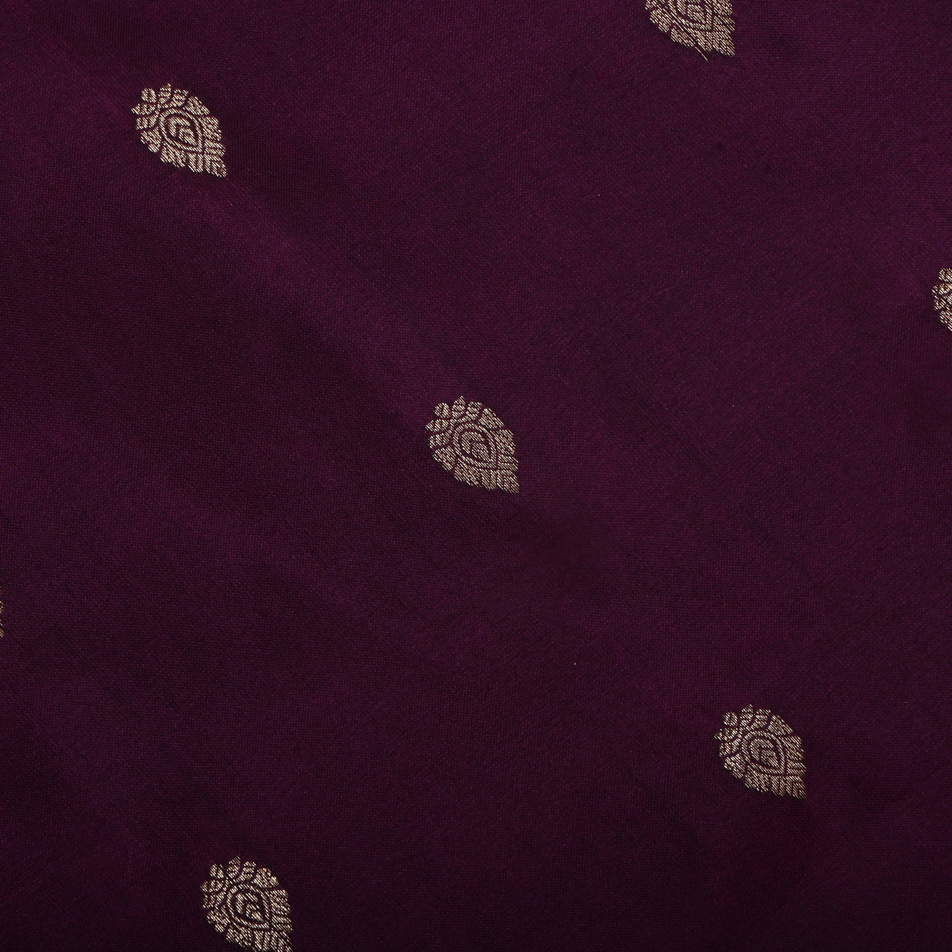 Eggplant Reddish Magenta Jamawar Silk Fabric With Butti'S