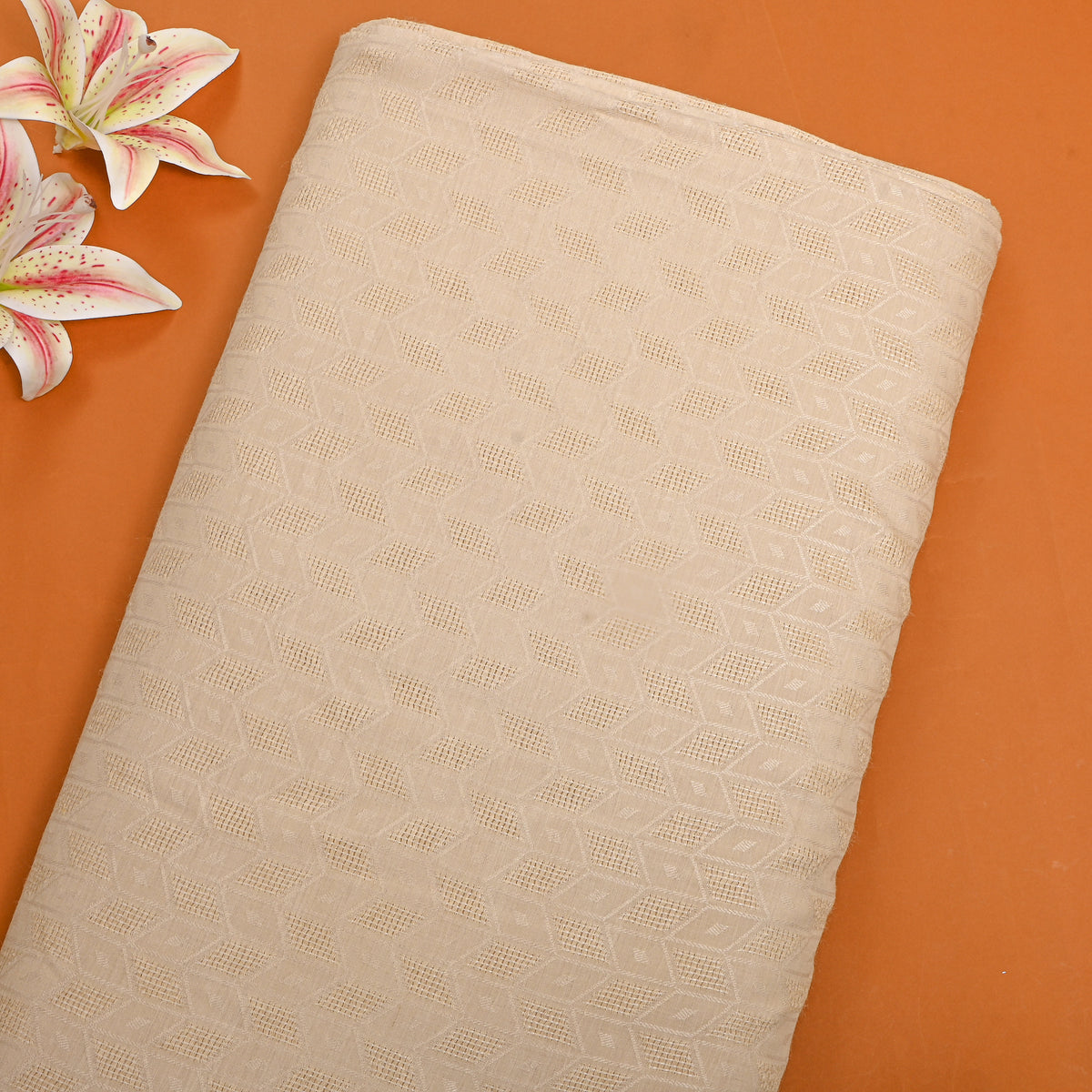 Beige White Geometric Weave Jamawar Silk Fabric