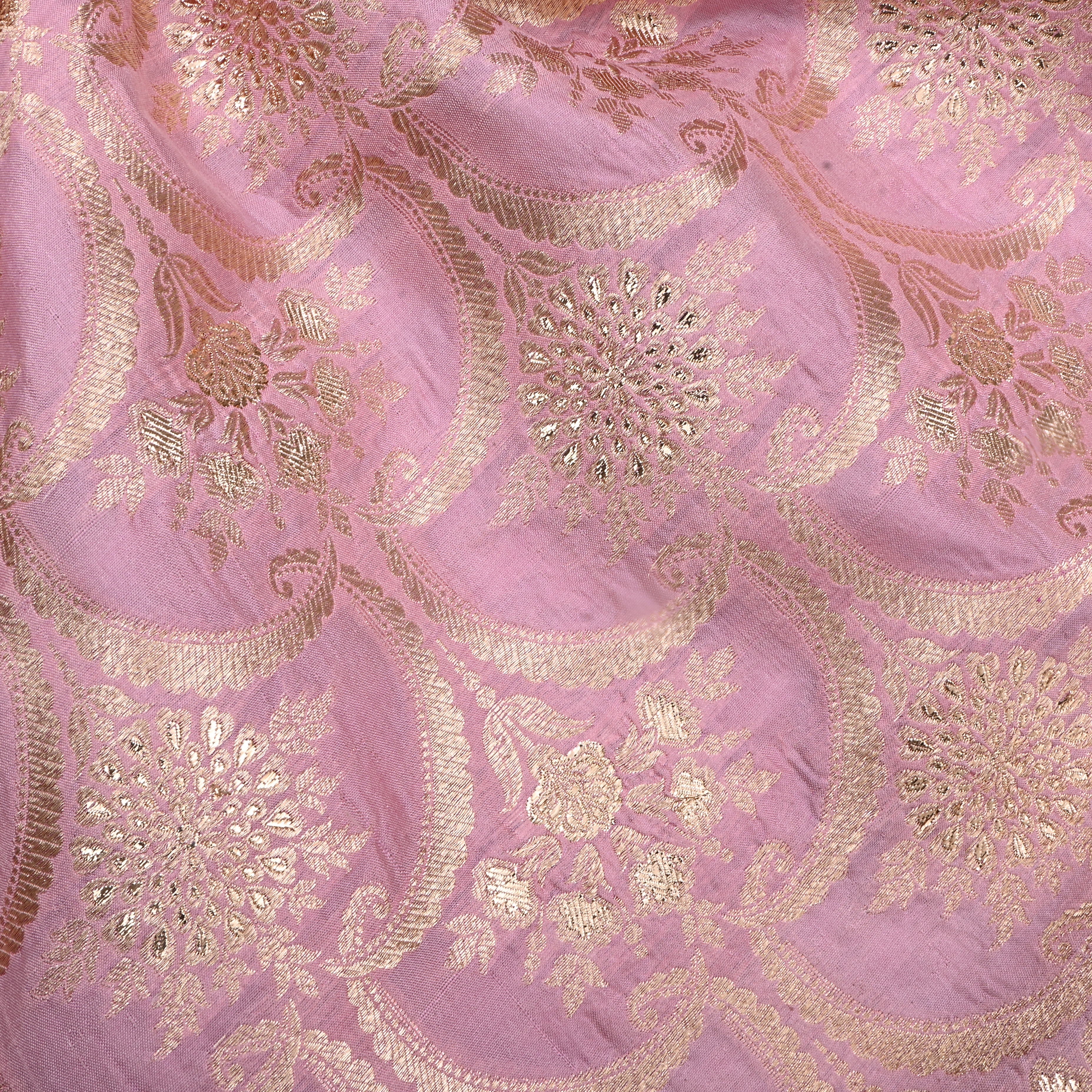 Faded Pink Jamawar Silk Fabric With Scallop Design