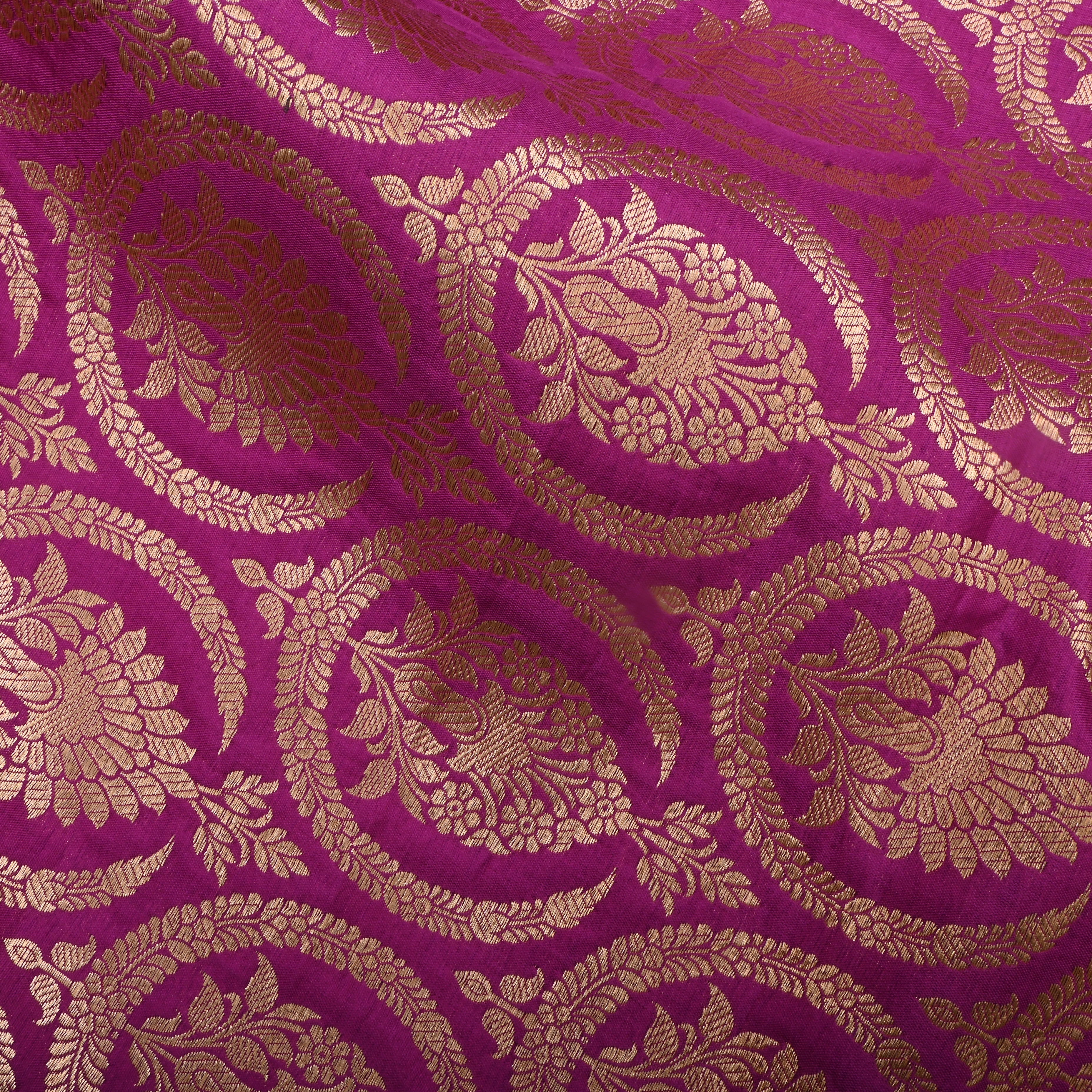 Royal Heath Jamawar Silk Fabric With Geometrical Figures