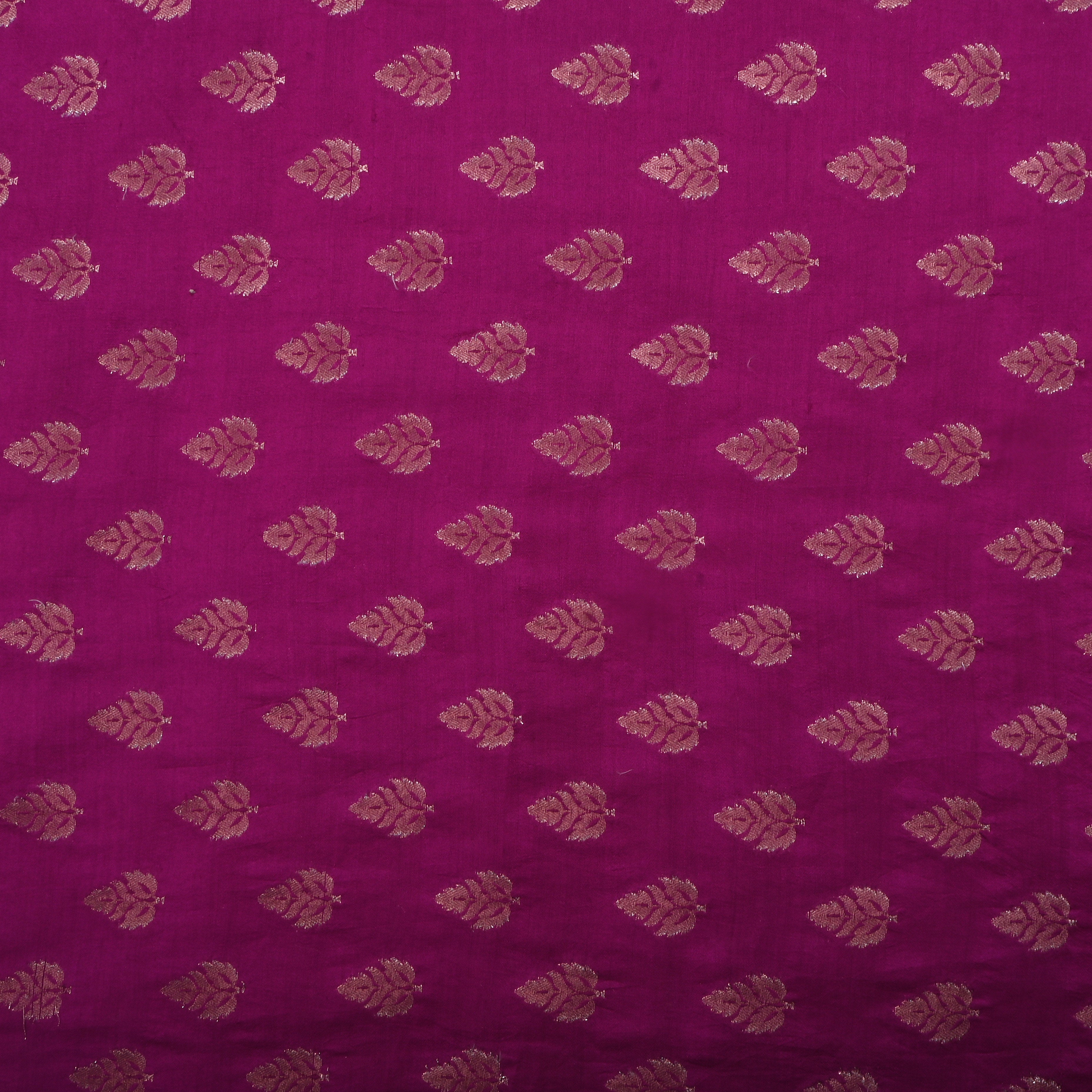 Mulberry Magenta Red Jamawar Silk Fabric With Butti'S