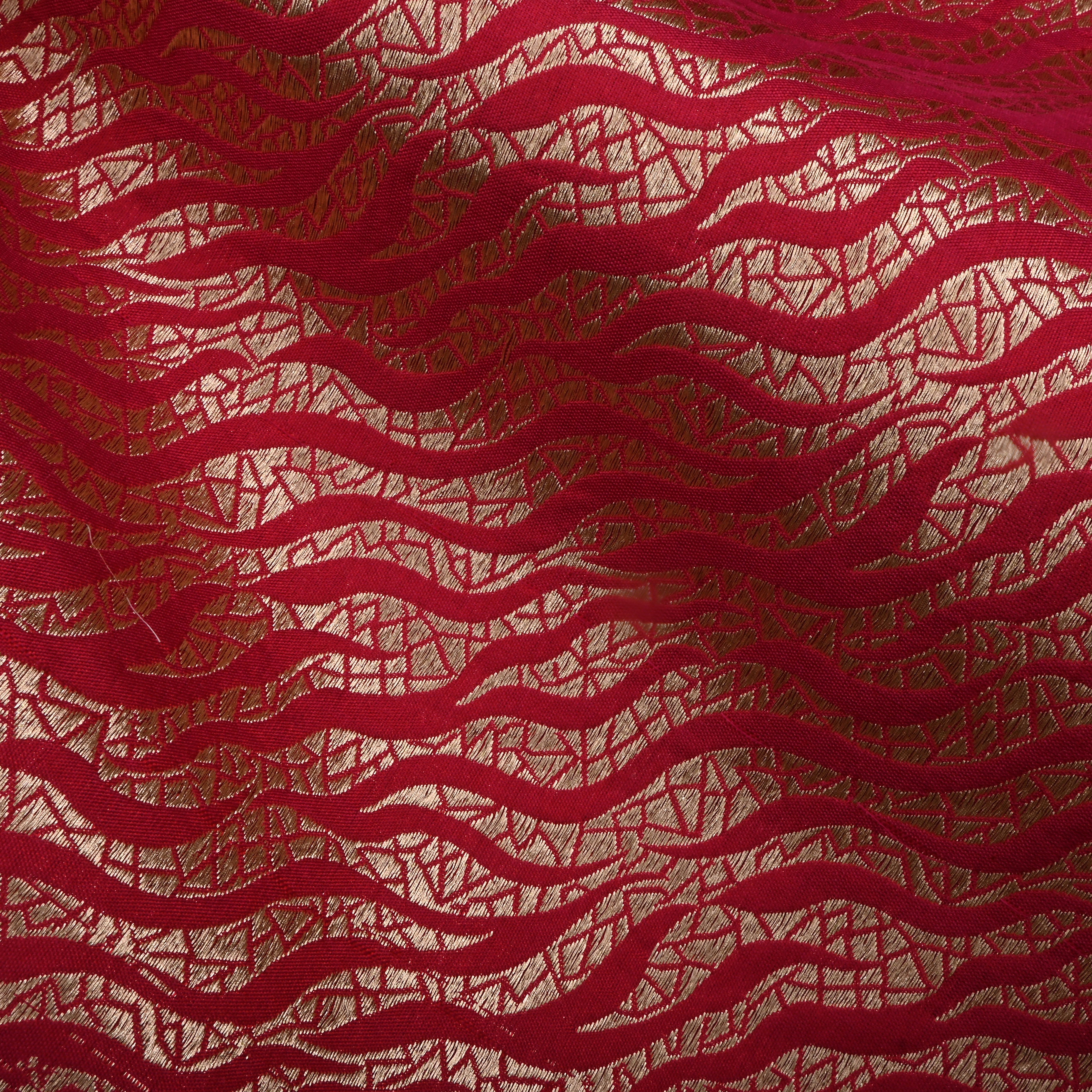 Bright Red Jamawar Silk Fabric With Wave Pattern