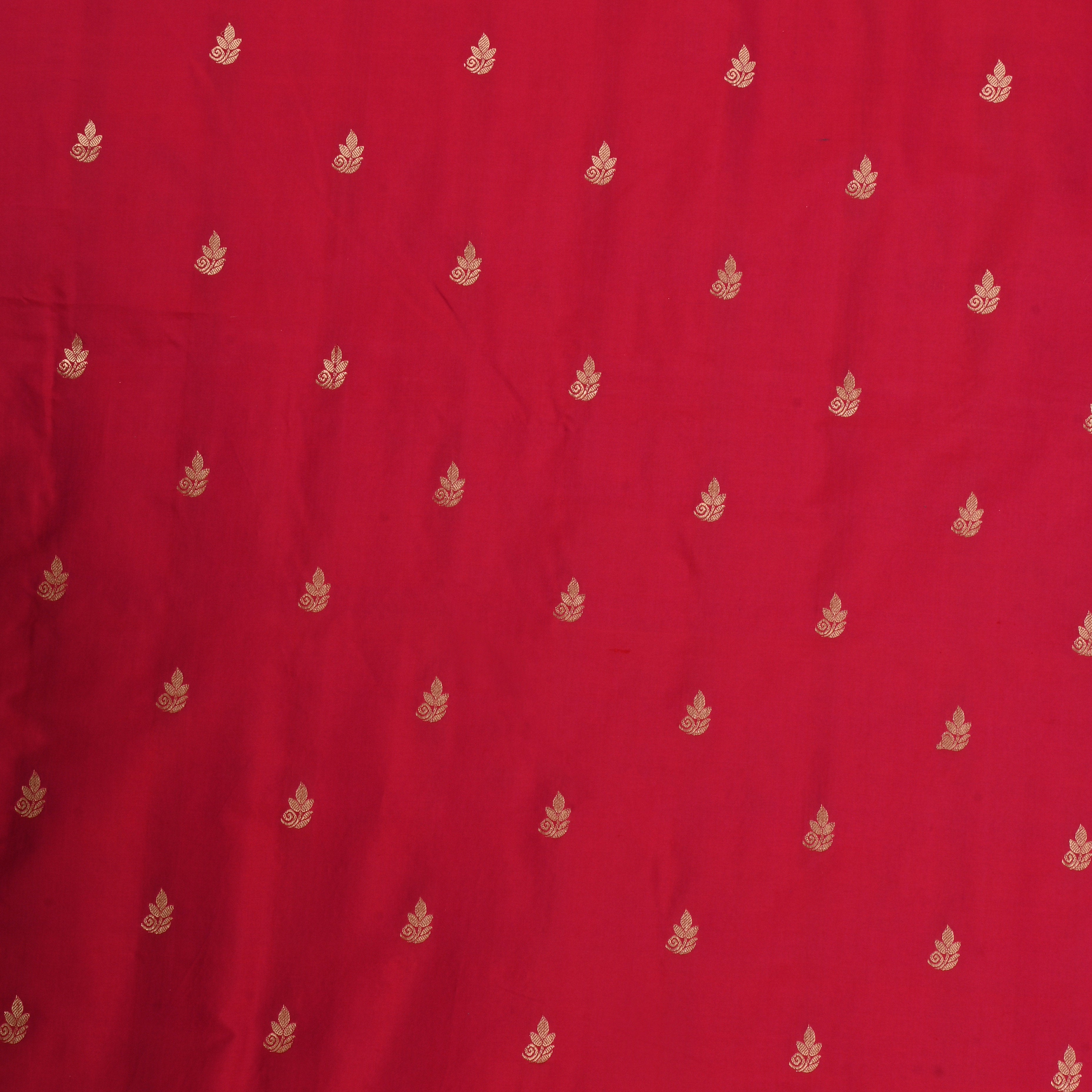 Shiraz Pinkish Red Jamawar Silk Fabric With Floral Butti'S