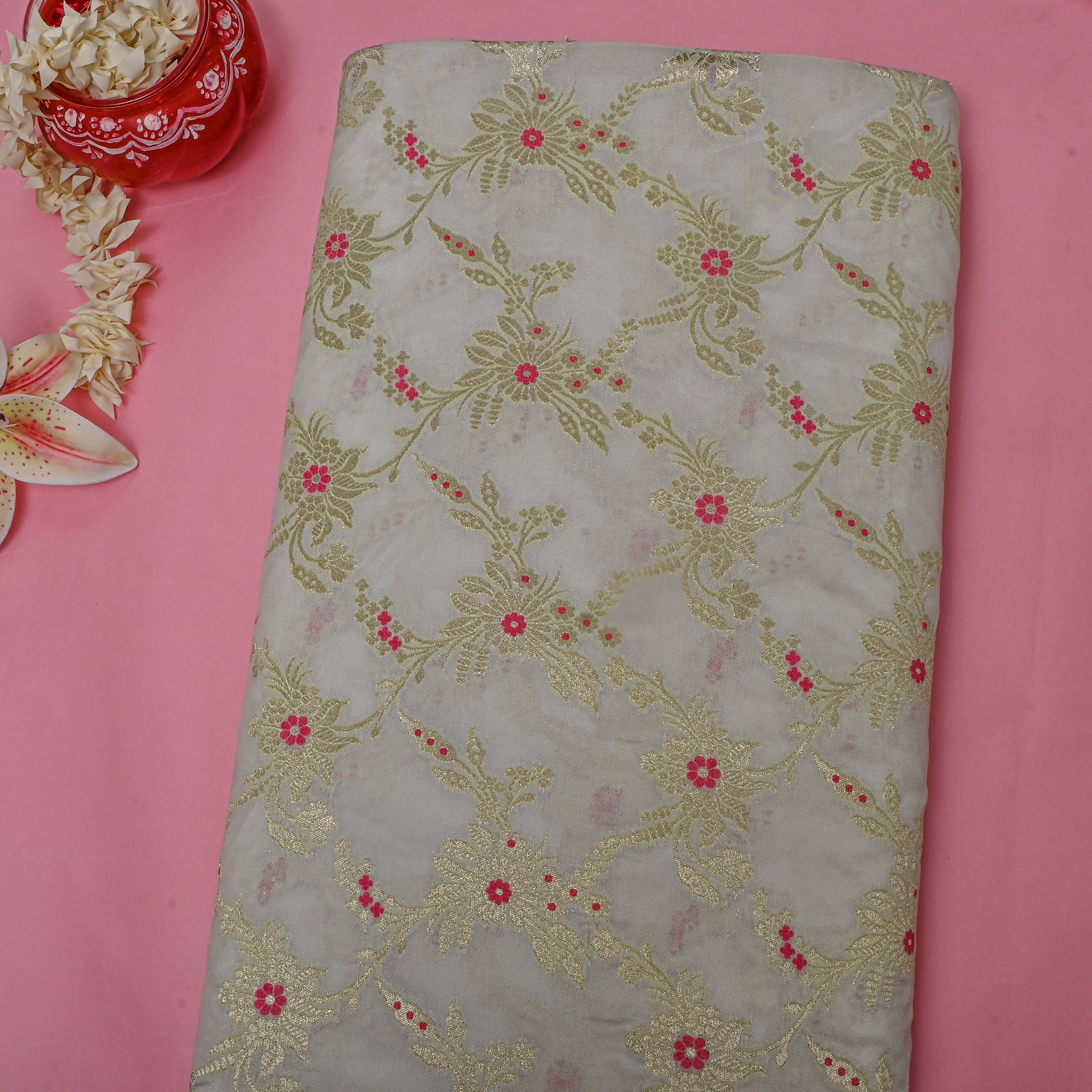 White Gold Zari Floral Woven Jamawar Silk