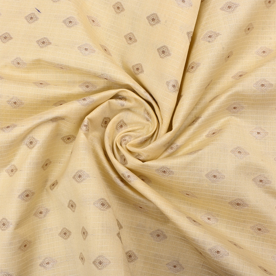 Hampton Yellowish Orange Jamawar Silk Fabric With Butti'S