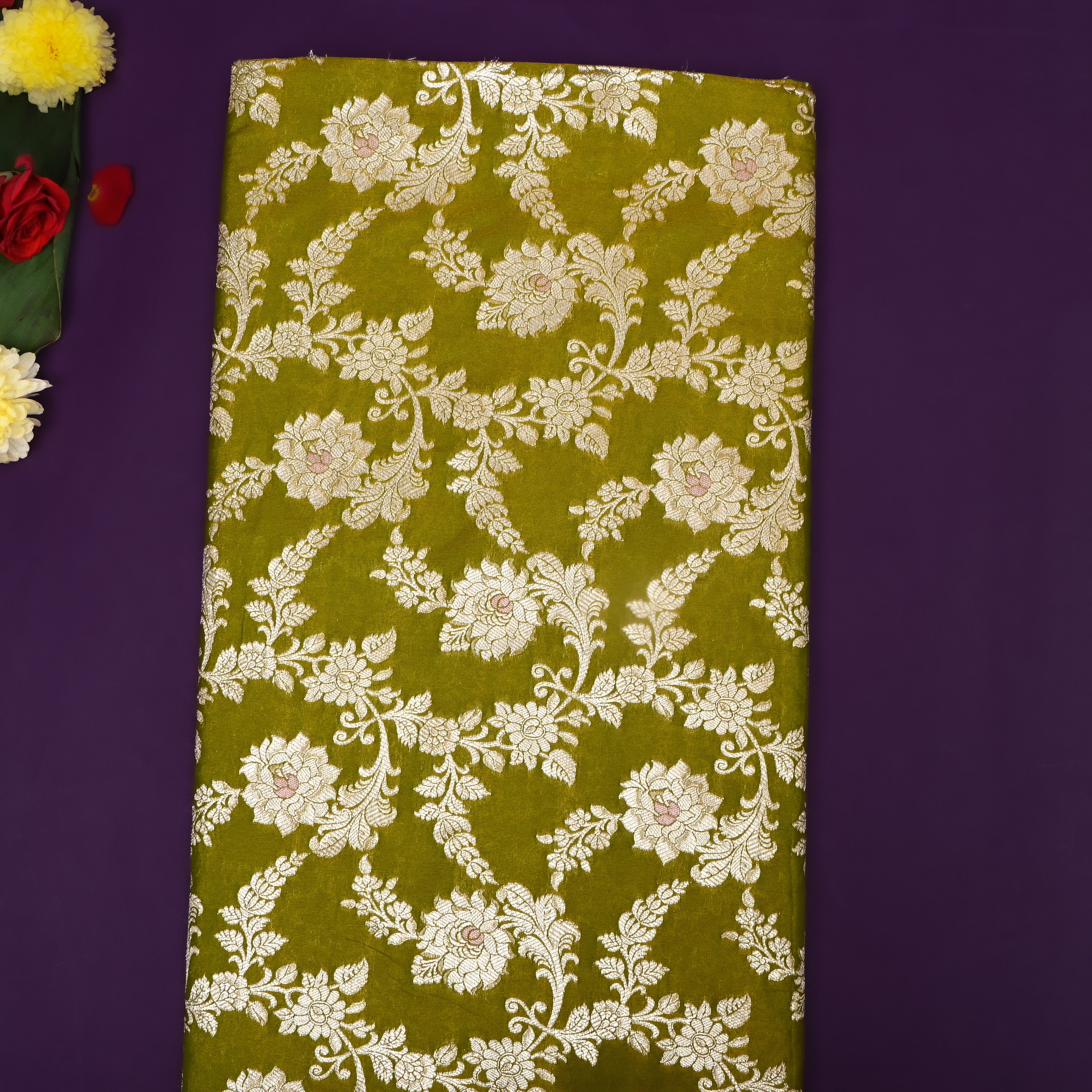 Mehendi Green Floral Zari Woven Jamawar Silk Fabric