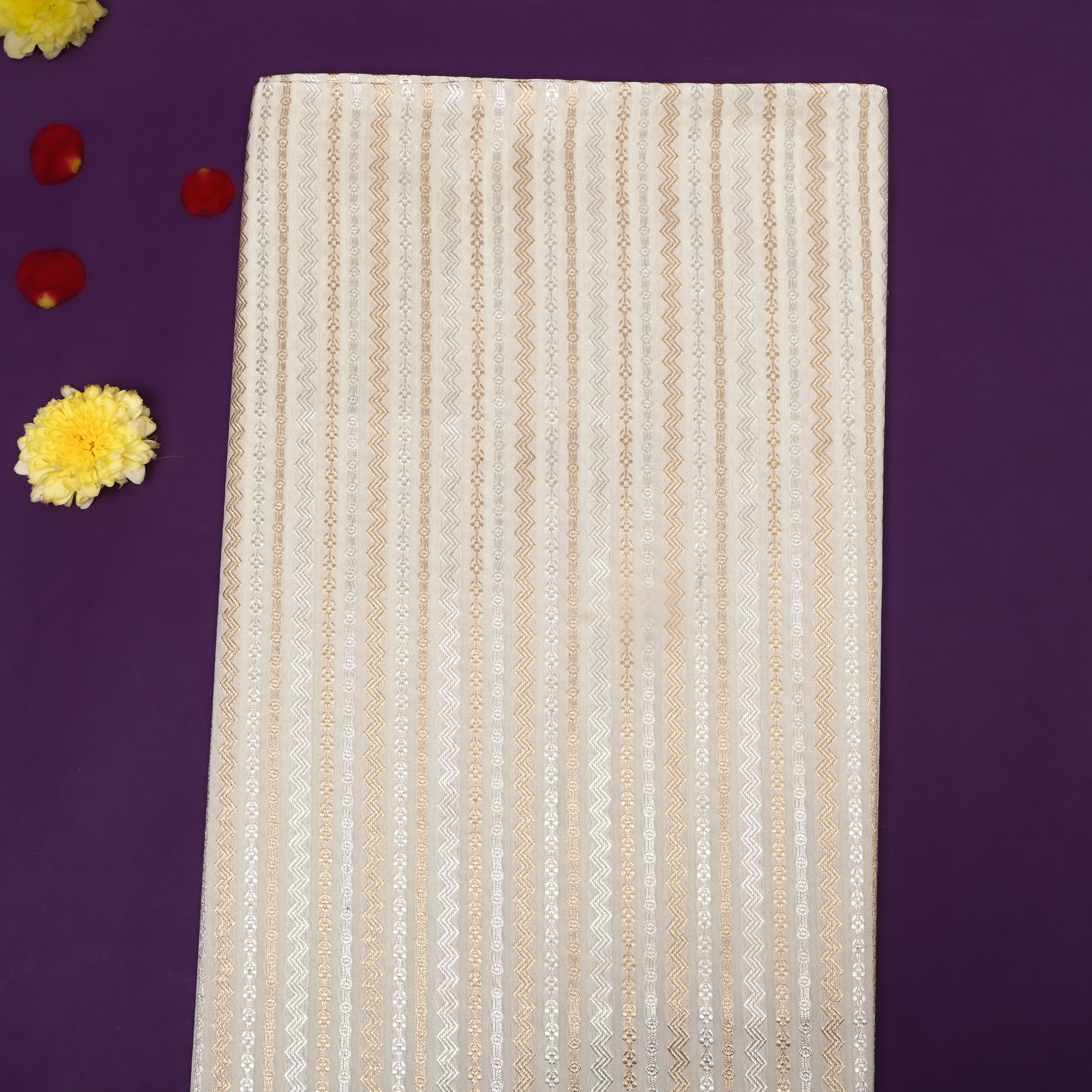 Off-White Dual Zari Woven Jamawar Silk Fabric