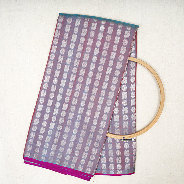 Dual Toned Kanjivaram Silk Handloom Fabric With Floral Motifs
