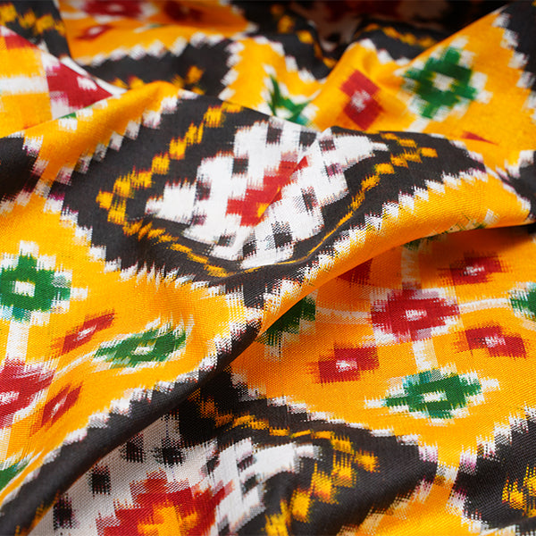 Cream Can Color Ikat Silk Geometric Pattern Handloom Fabric